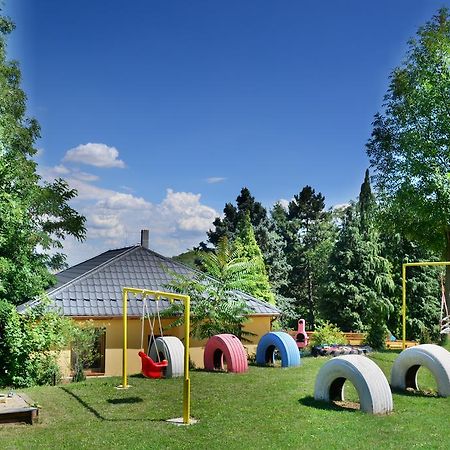 Villa Areal Hradisek Klobouky u Brna Exterior foto
